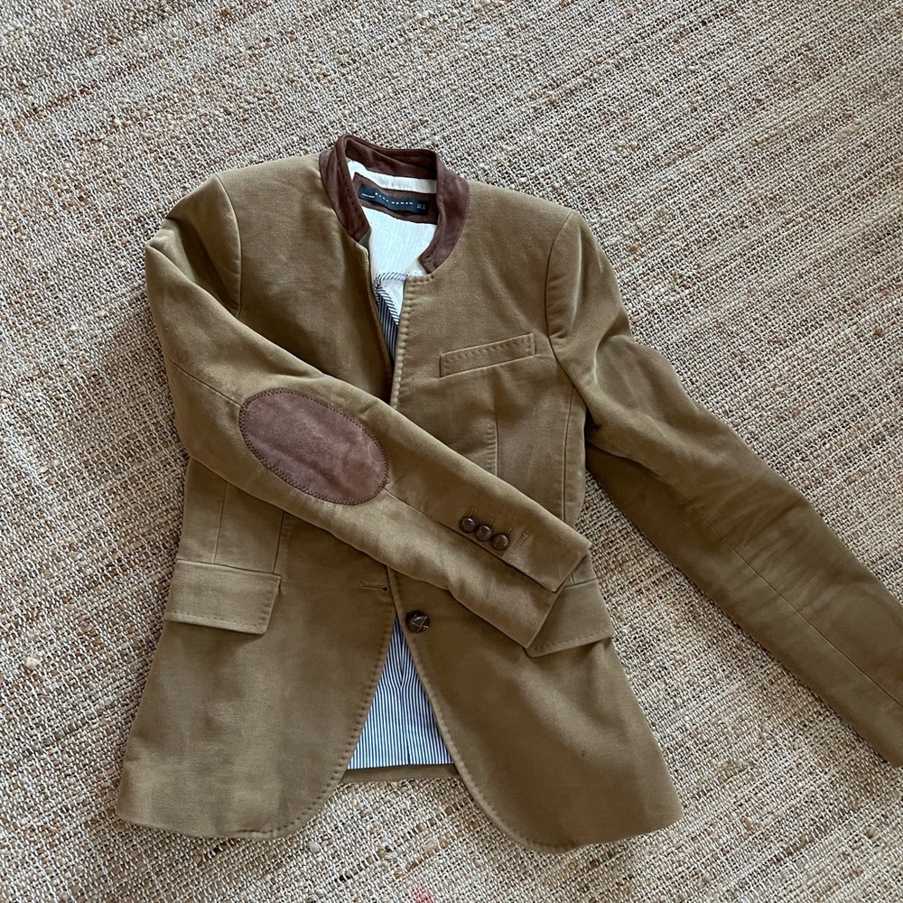 Small, Zara suede blazer with elbow pads. Missing one front botton.